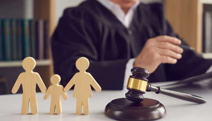 طلاق عسر و حرج چیست و مراحل دادرسی آن چگونه است؟