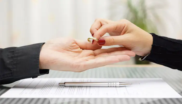 ویژگی‌های بهترین وکیل طلاق چیست؟