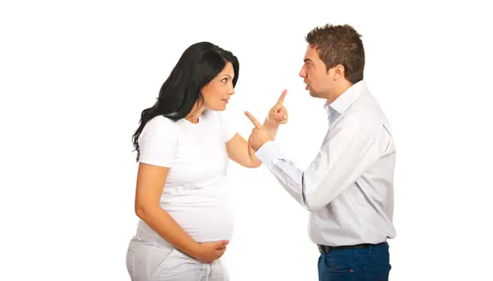 آیا زن باردار را می توان طلاق داد؟
