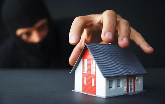 چگونه از کلاهبرداری در معاملات ملکی جلوگیری کنیم؟