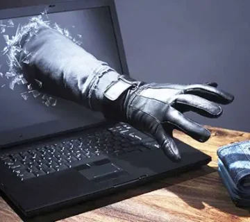 کلاهبرداری اینترنتی